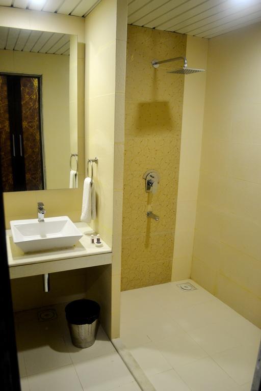 Pluz Resort Silvassa Camera foto